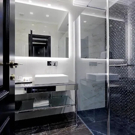 Bq House Colosseo Luxury Guest house 4*