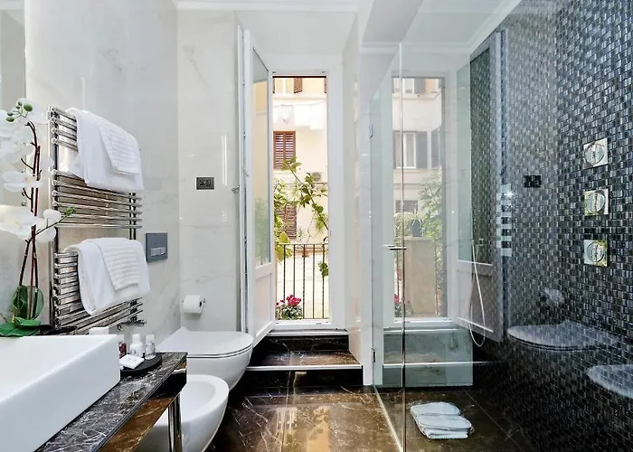 Bq House Colosseo Luxury בית הארחה 4*